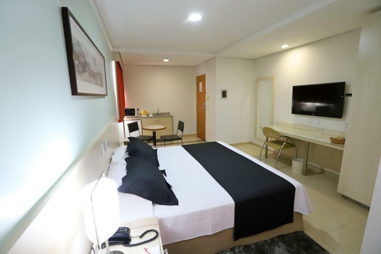 Hotel Maione ゴイアニア エクステリア 写真