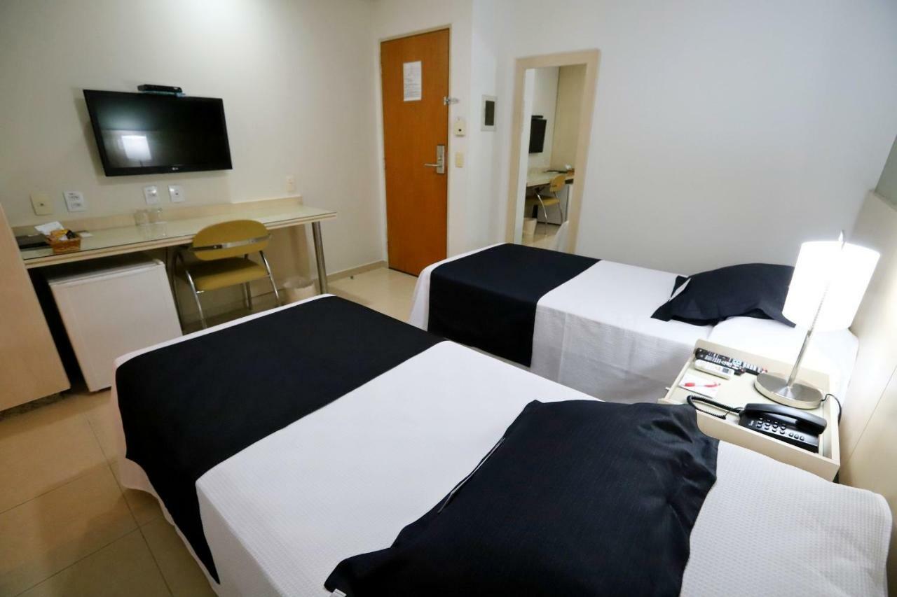 Hotel Maione ゴイアニア エクステリア 写真